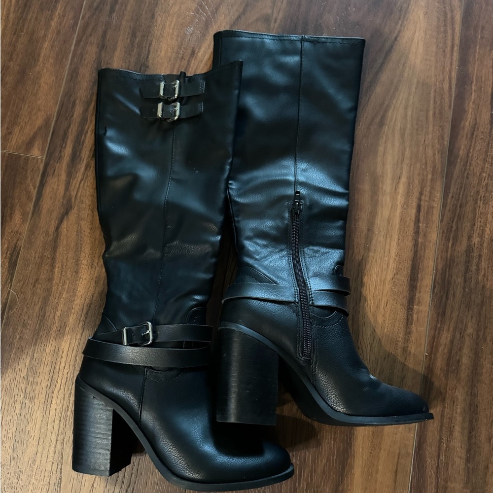 Madden Girl black boots
